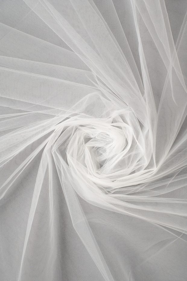 British Tulle 300cm Width - Image 2