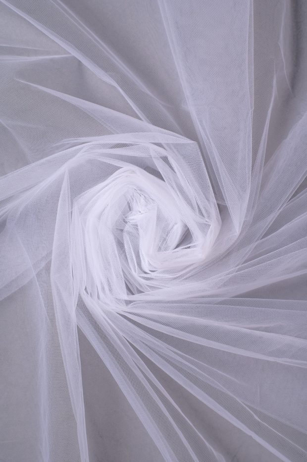 British Tulle 300cm Width - Image 3