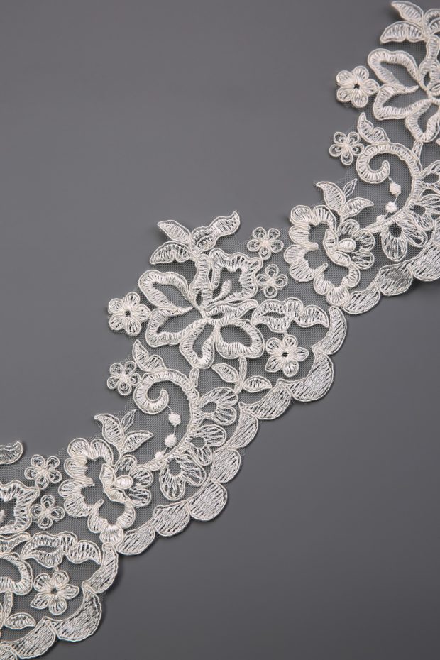 GX6003B Ivory Corded Flower Lace Edging (Limited Stock)