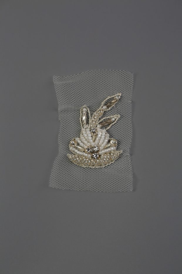 BU2575 Pair of Delicate Beaded Motif